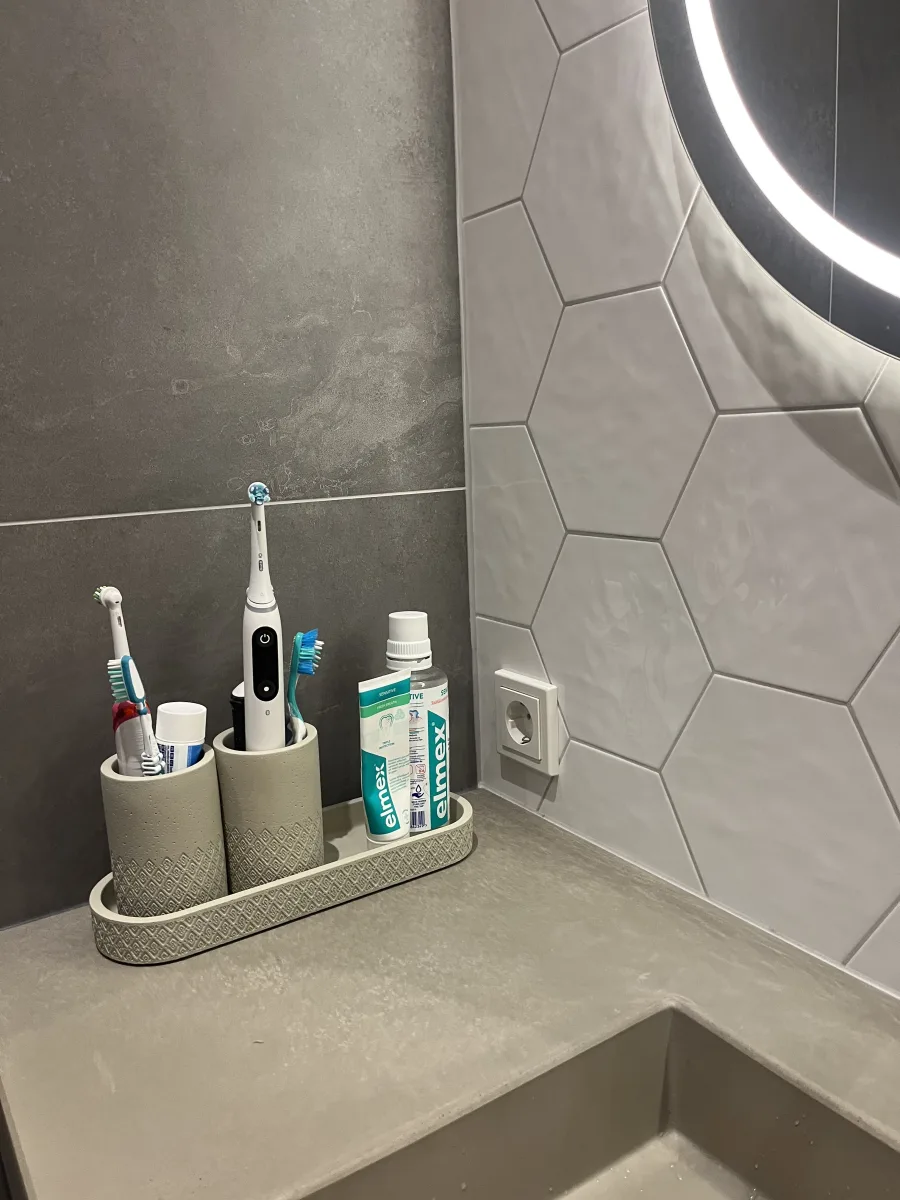 Badkamer met boetiek sfeer en Portugese tegels – karakteristiek stijl – Amersfoort (foto 14)
