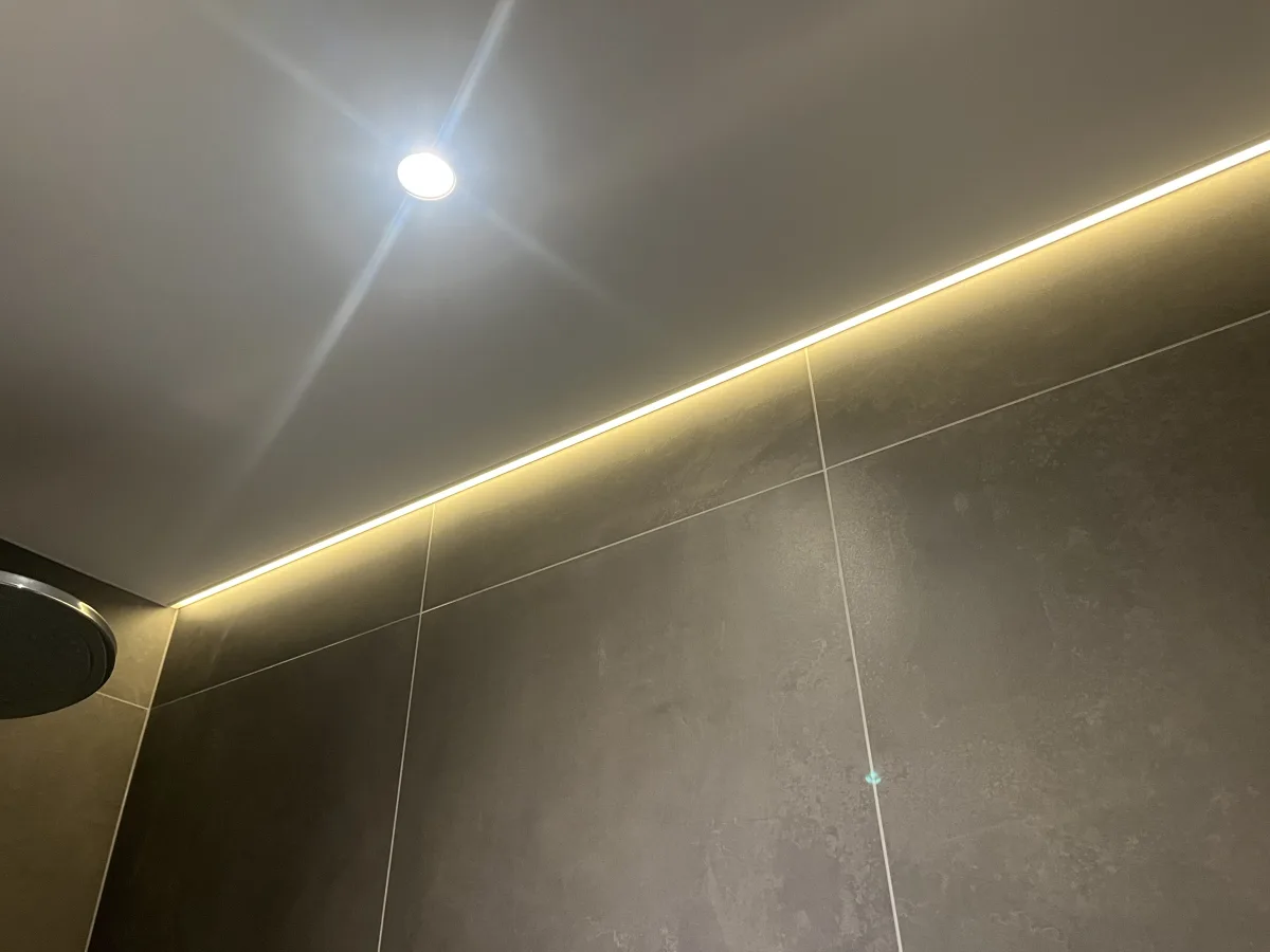 Badkamer met boetiek sfeer en Portugese tegels – karakteristiek stijl – Amersfoort (foto 15)