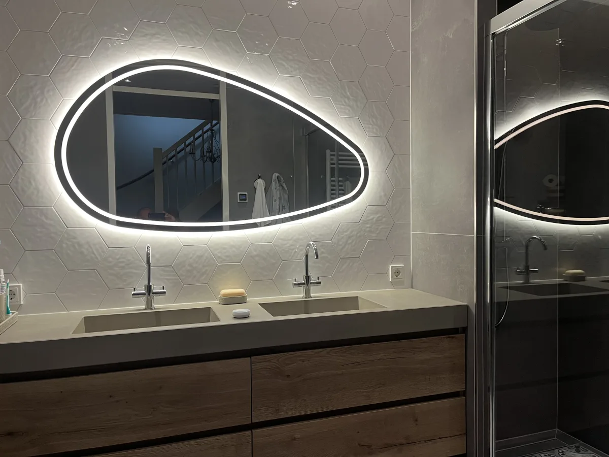 Badkamer met boetiek sfeer en Portugese tegels – karakteristiek stijl – Amersfoort (foto 16)