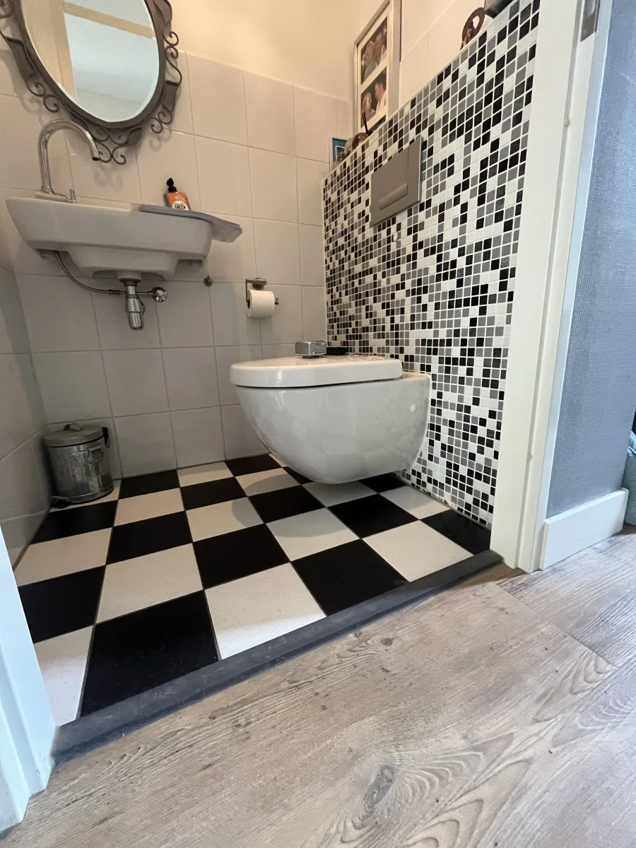 Badkamer met boetiek sfeer en Portugese tegels – karakteristiek stijl – Amersfoort (foto 23)