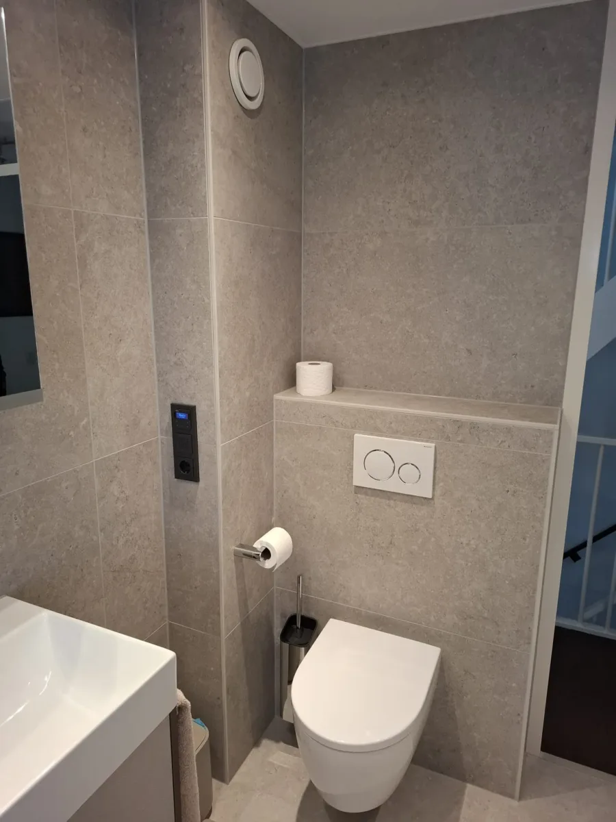 Badkamer Tiel – ton-sur-ton stijl – Tiel (foto 7)