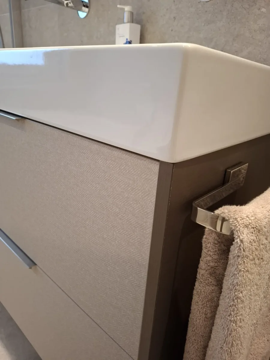 Badkamer Tiel – ton-sur-ton stijl – Tiel (foto 9)