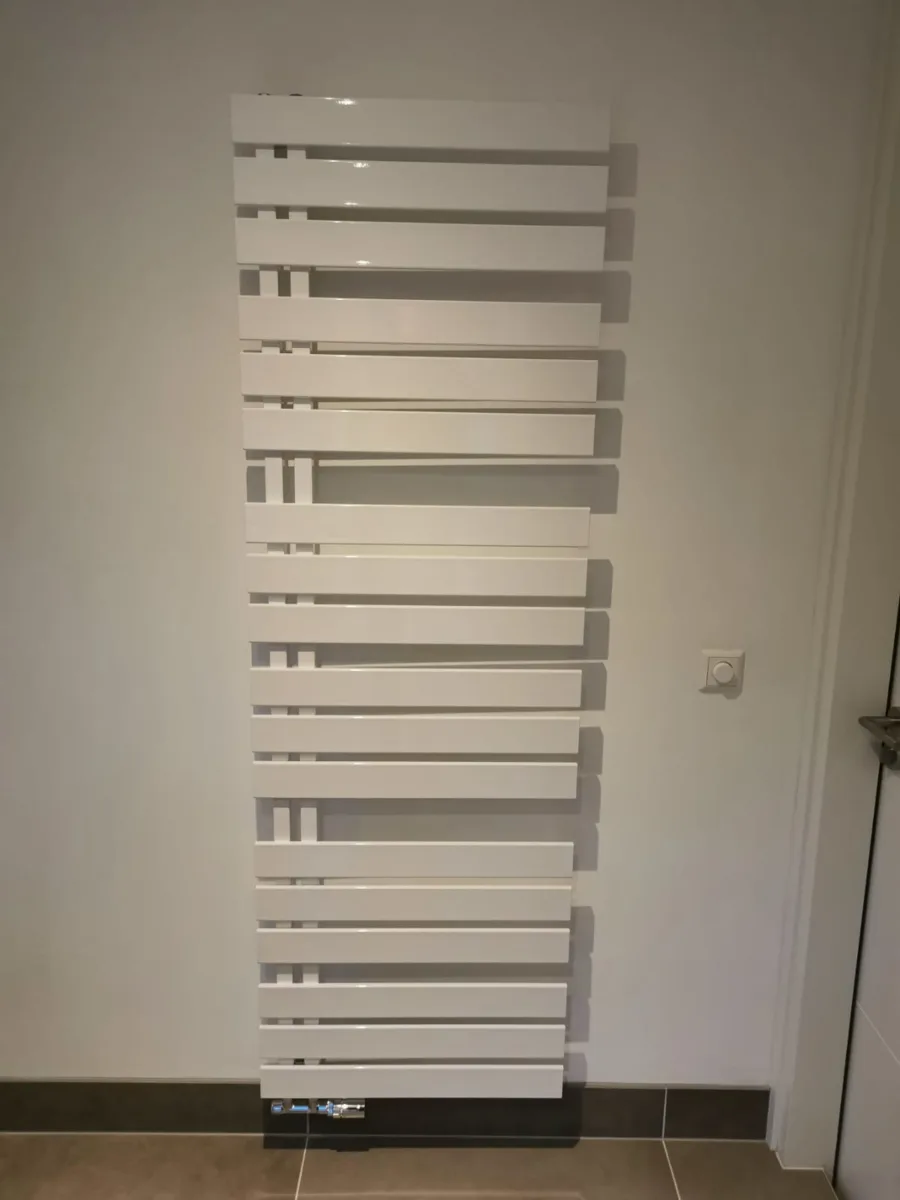 Badkamer T-opstelling – modern stijl – Tiel  (foto 7)