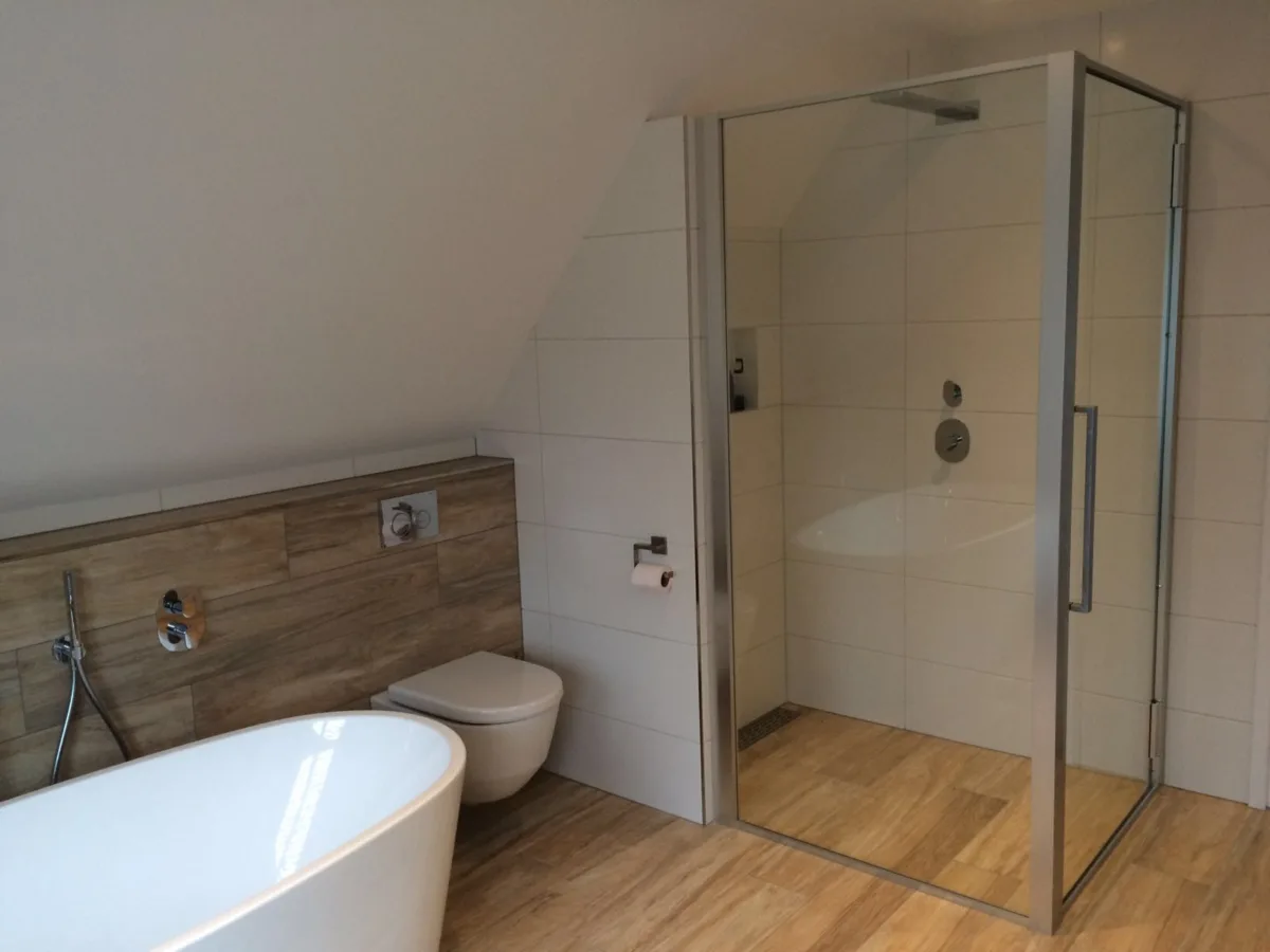 Badkamer wooden tiles (foto 2)