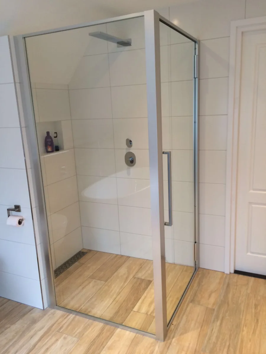 Badkamer wooden tiles (foto 3)