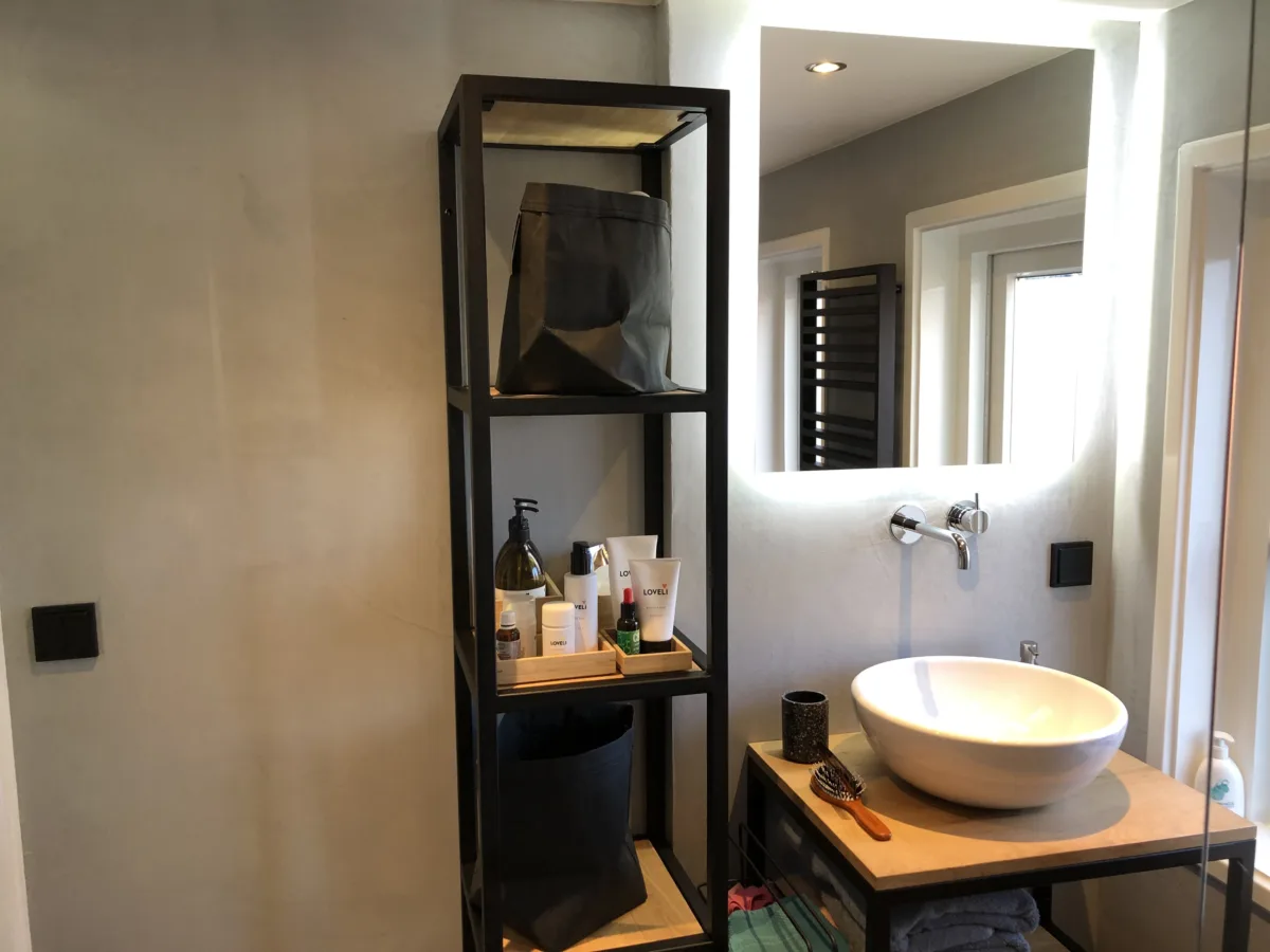 Badkamer microcement, betonciré – betonlook stijl – Veenendaal (foto 4)