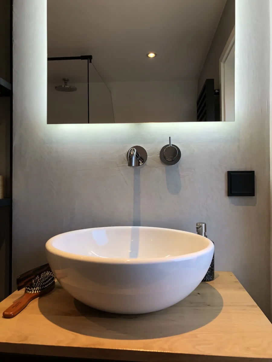 Badkamer microcement, betonciré – betonlook stijl – Veenendaal (foto 5)