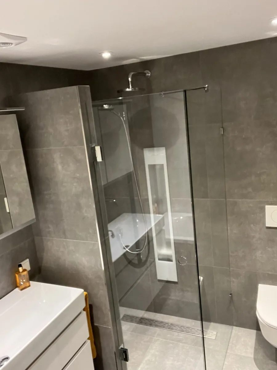 Badkamer met sunhower Pure XL infrarood – modern stijl – Veenendaal (foto 2)