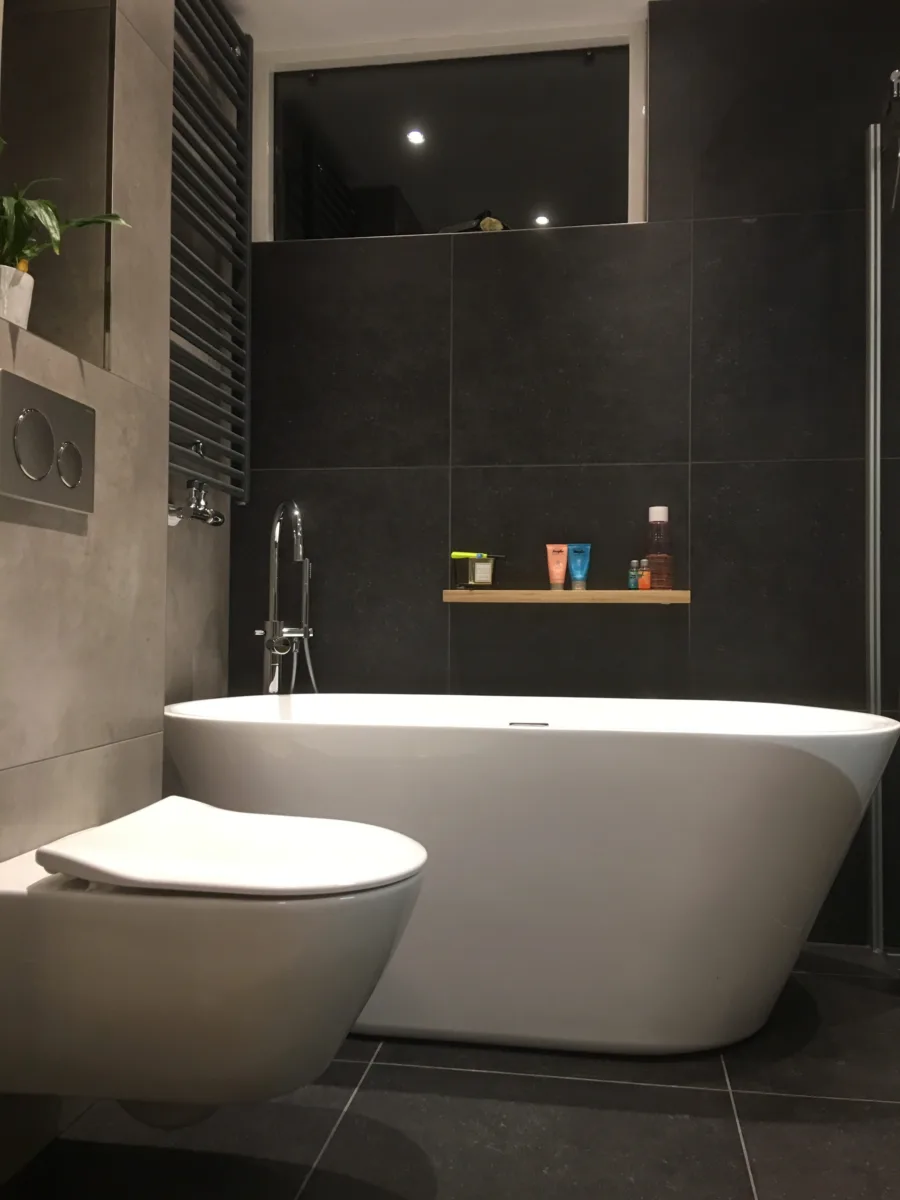 Compacte badkamer – betonlook stijl – Rhenen (foto 9)