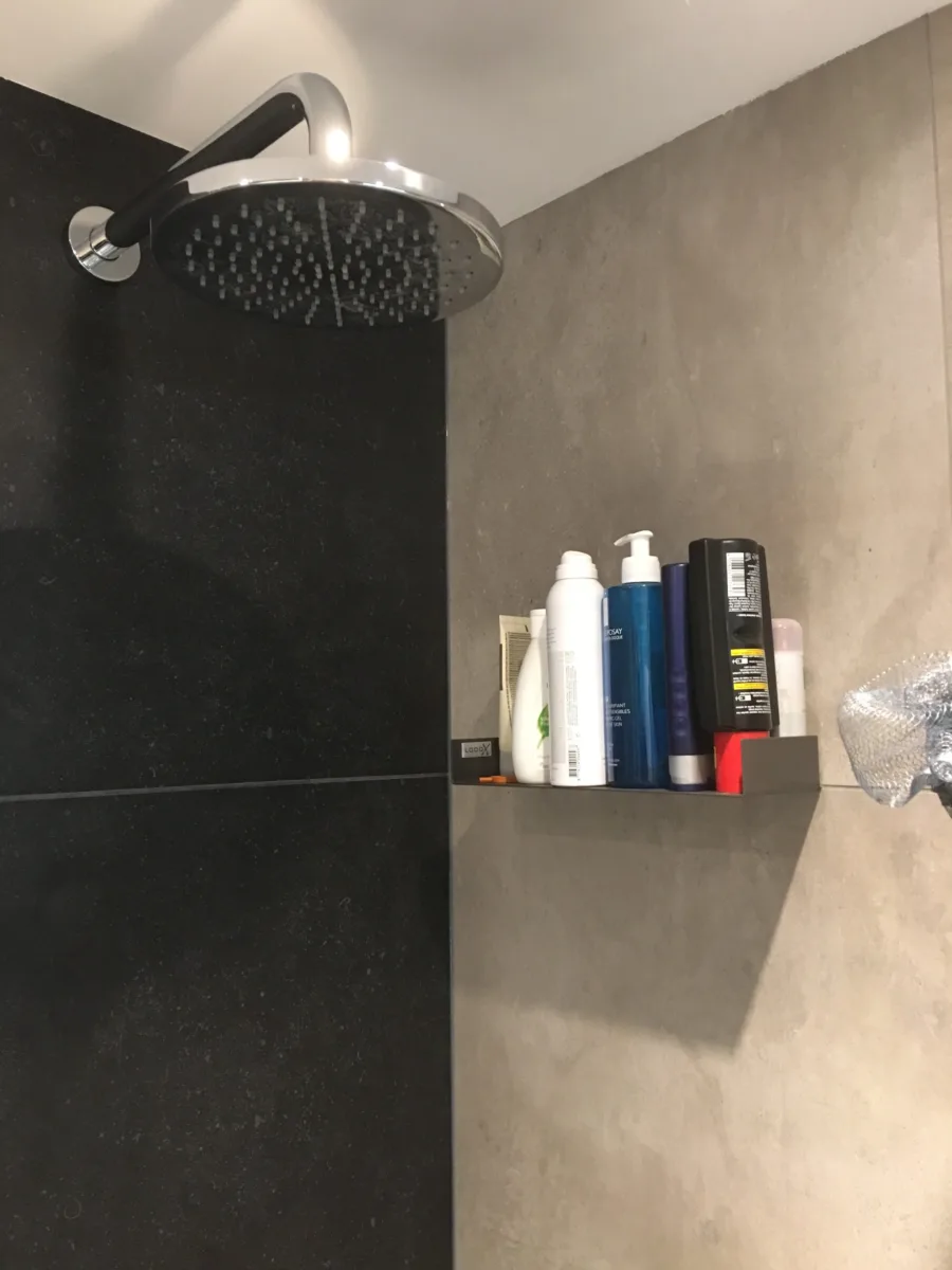 Compacte badkamer – betonlook stijl – Rhenen (foto 10)