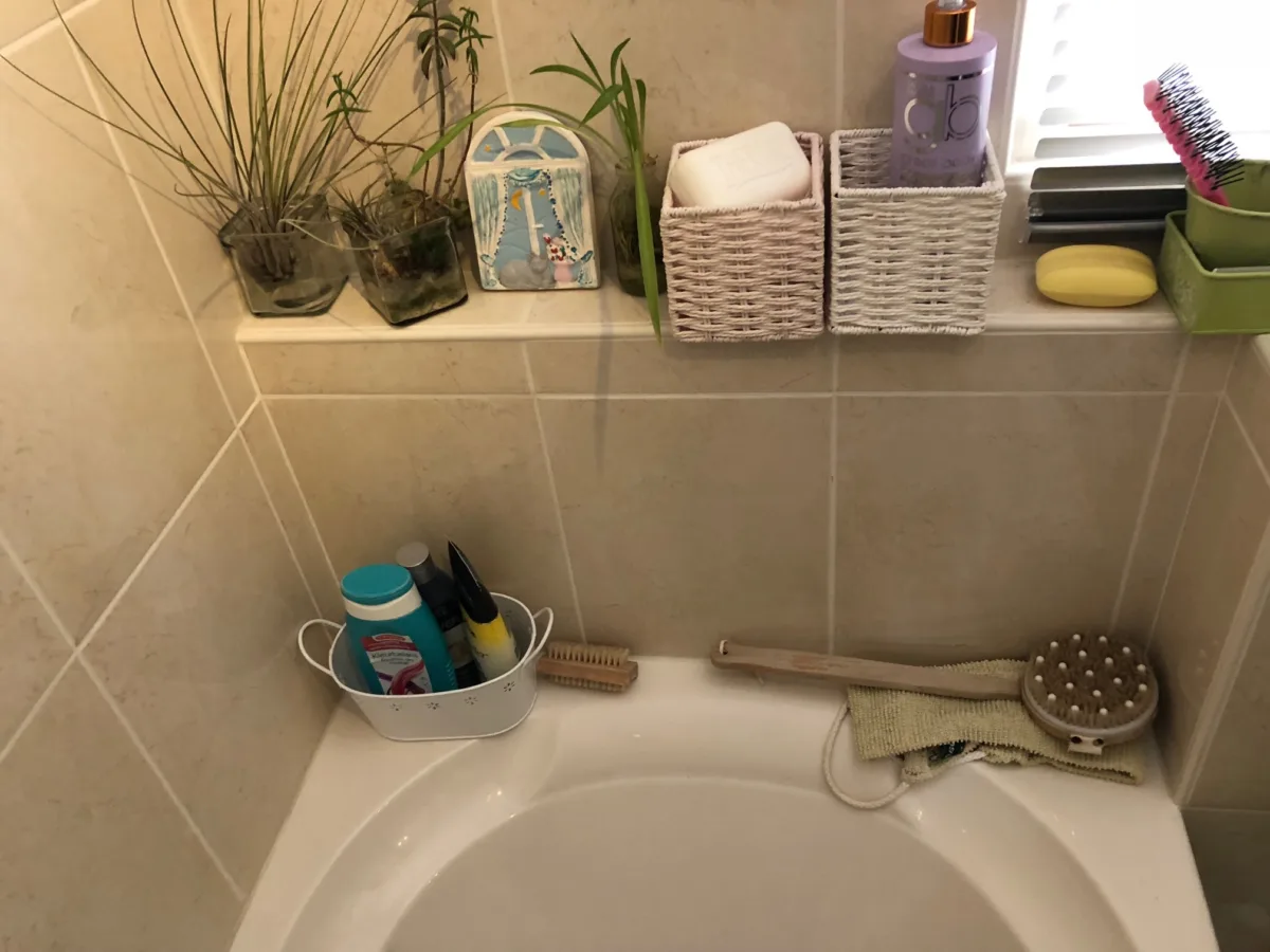 Badkamer update: bad vervangen voor inloopdouche met handgreep – ergonomisch stijl – Rhenen (foto 7)
