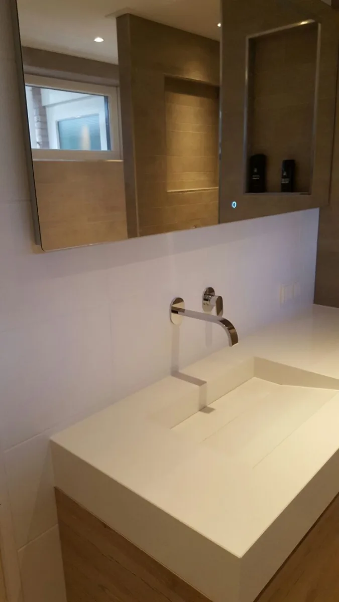 Badkamer met nissen – modern stijl – Wageningen  (foto 4)