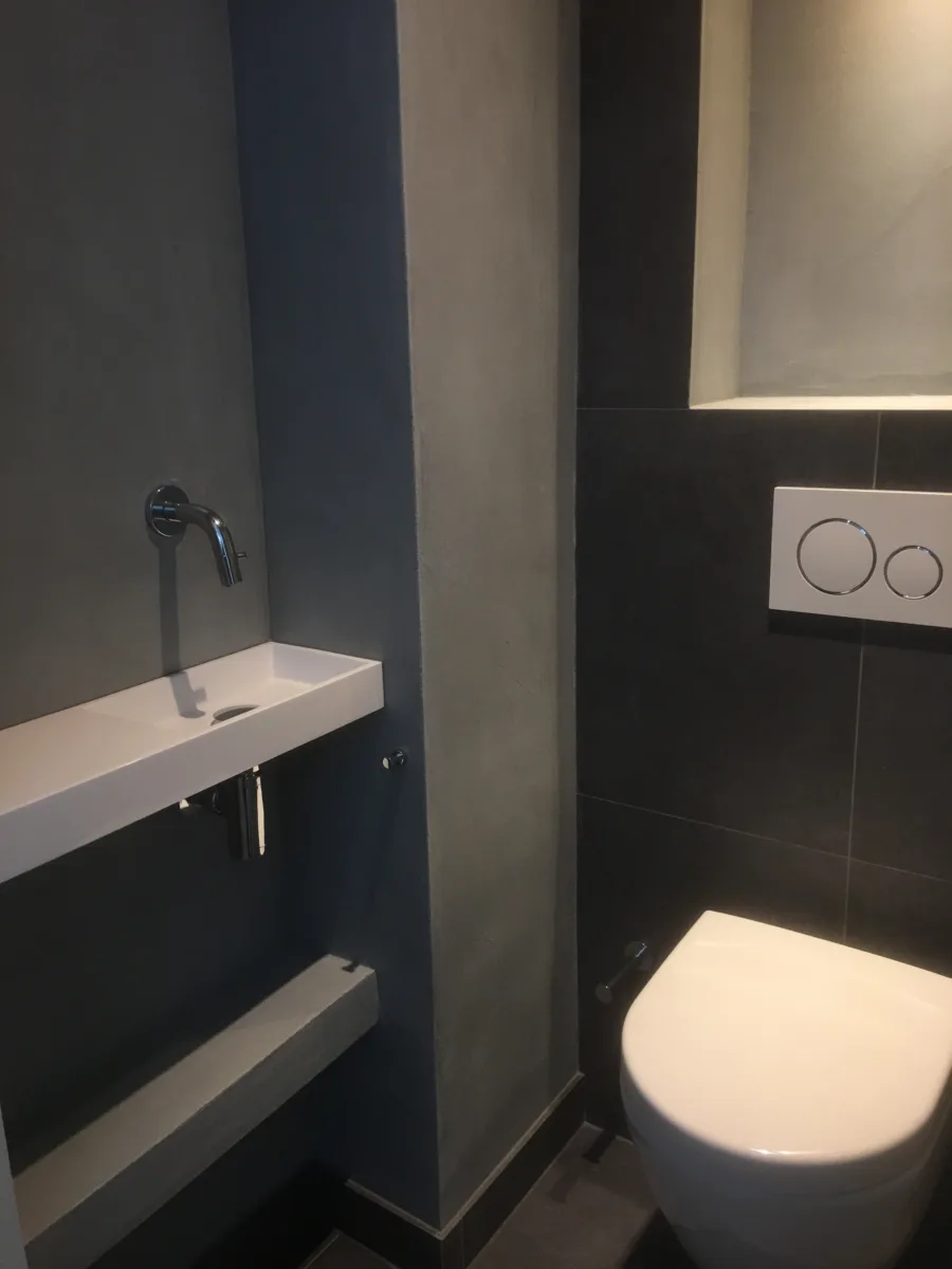 Toiletruimte tegel & beton stukwerk – betonlook stijl – Wolfheze-Oosterbeek (foto 2)