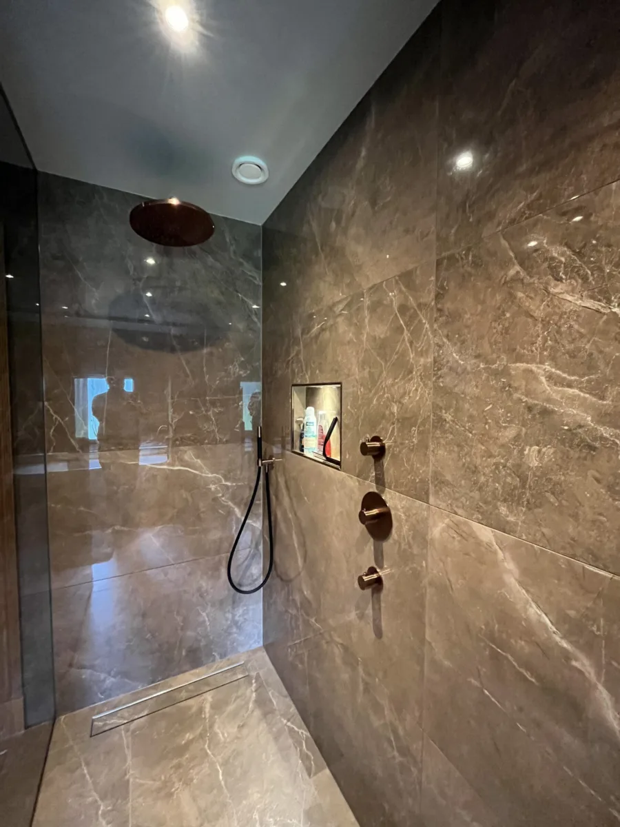 Hotel chique badkamers en gastentoilet – hotel chique stijl – Rhenen (foto 4)