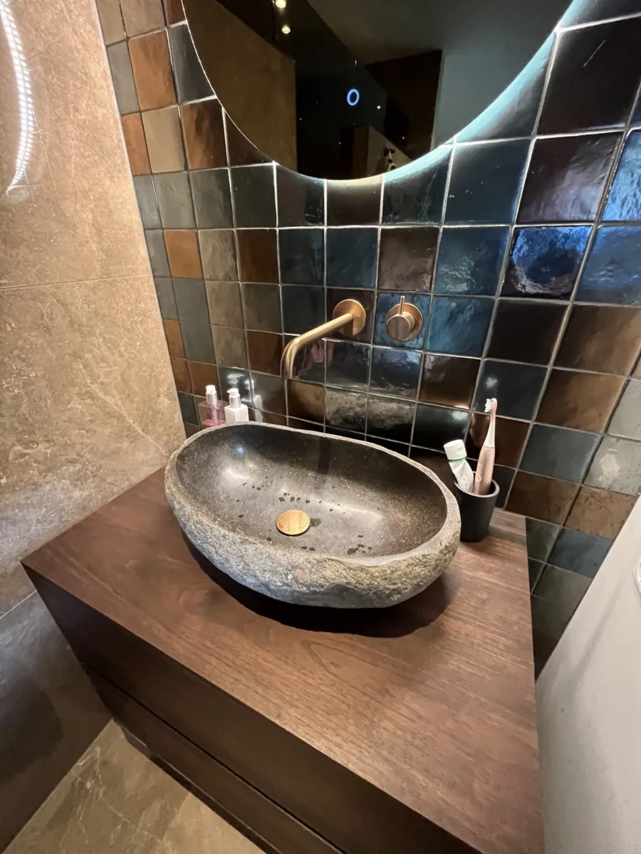 Hotel chique badkamers en gastentoilet – hotel chique stijl – Rhenen (foto 13)