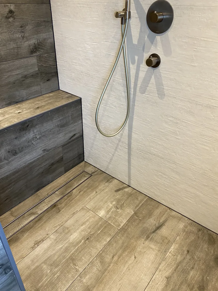 Compacte badkamer met douchemuur – modern stijl – Ochten (foto 14)