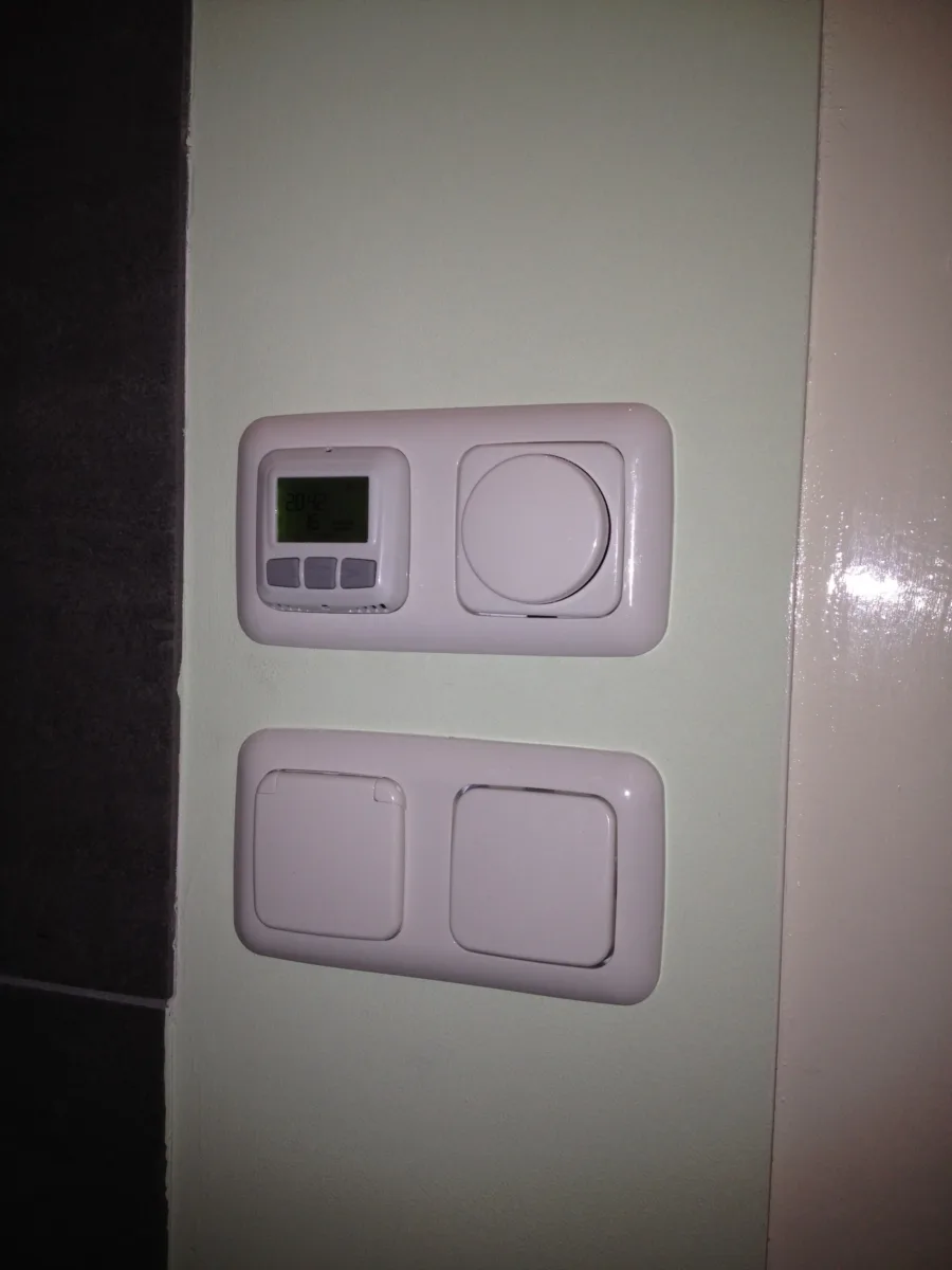 Stoomdouche met rond glasdeel en glazen dak – wellness stijl – Barneveld-Kootwijk (foto 5)