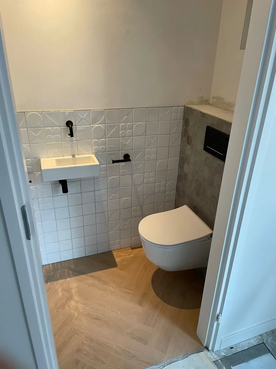 Toiletruimte – modern stijl – Veenendaal (foto 3)