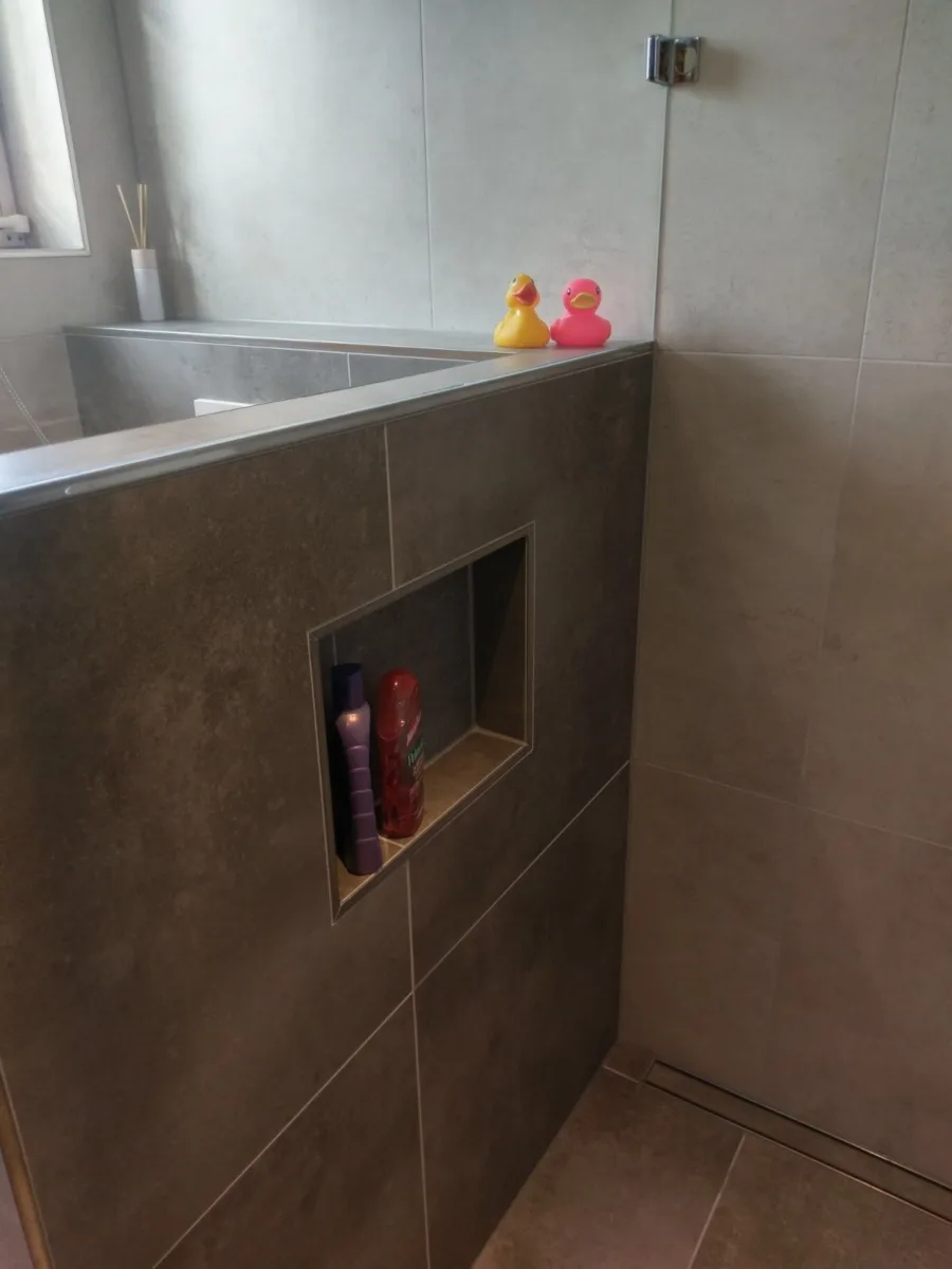 Luxe badkamer op maat – modern stijl – Veenendaal (foto 2)