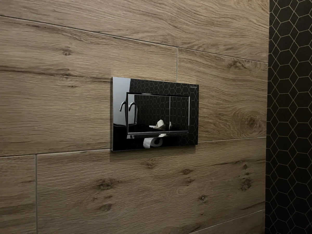 Toiletruimte met Geberit Sela aquaclean douchewc – modern stijl – Leersum (foto 5)