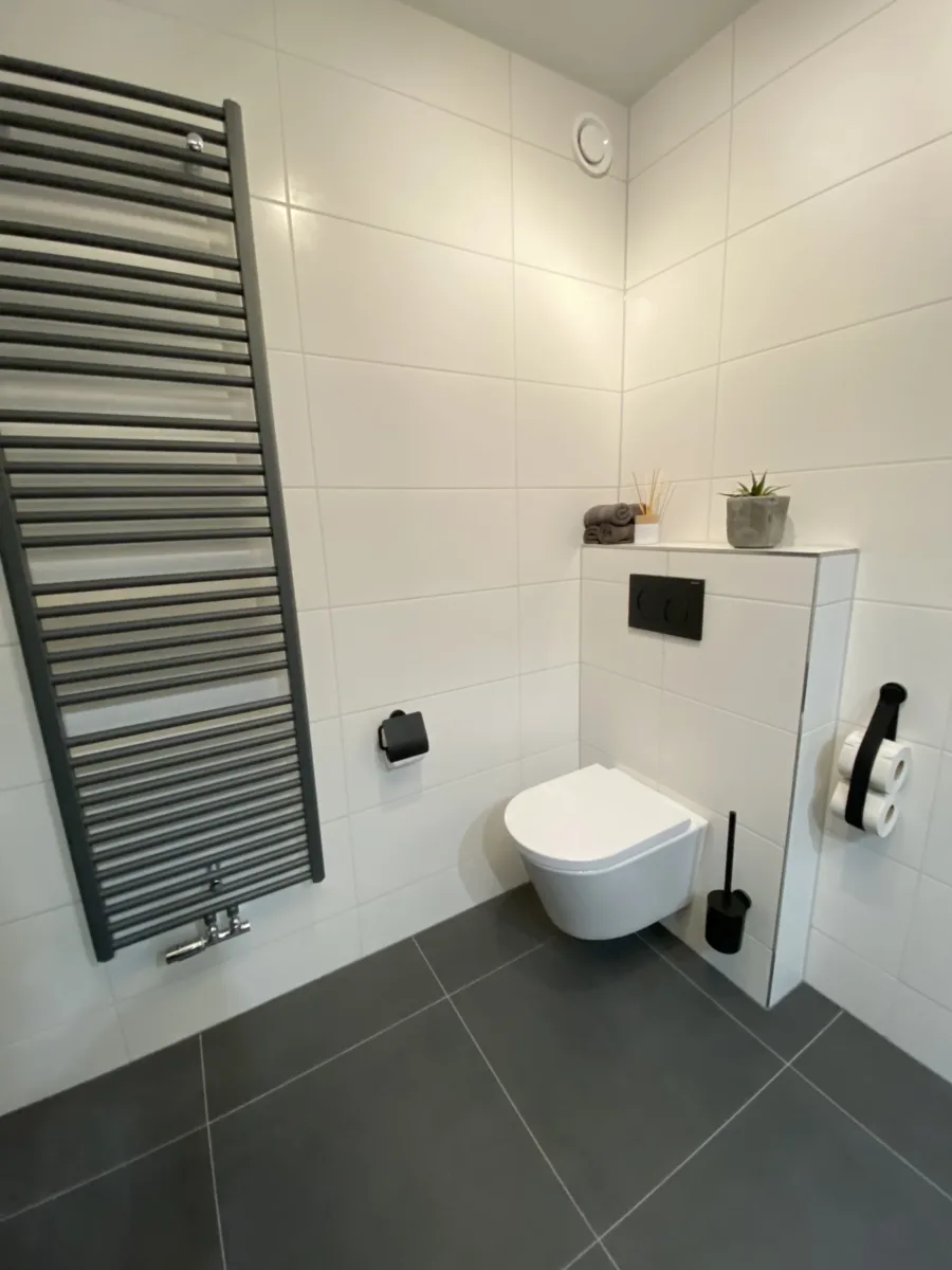 Badkamer inloopdouche zwart – modern stijl – Veenendaal (foto 8)