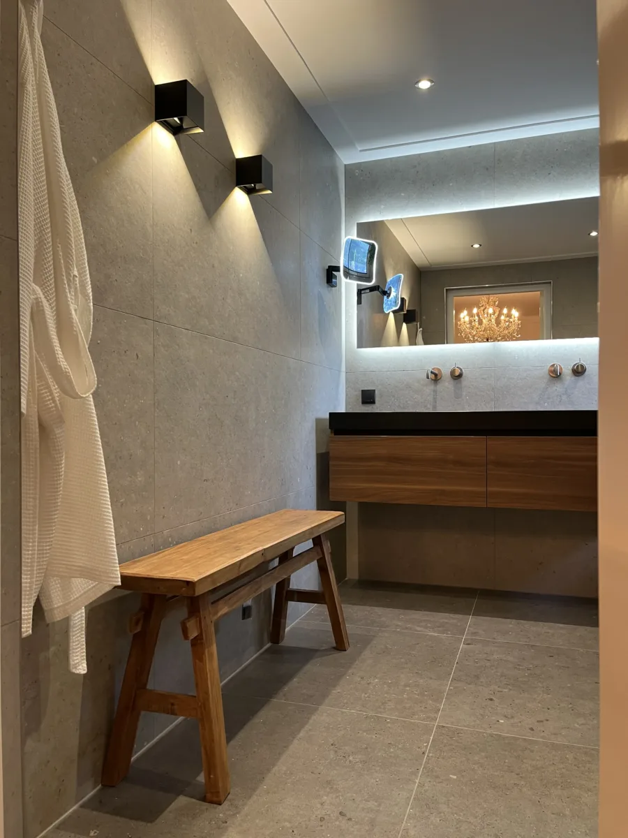 Badkamer natuursteen wastafel – natuurlijk stijl – Oosterbeek (foto 2)