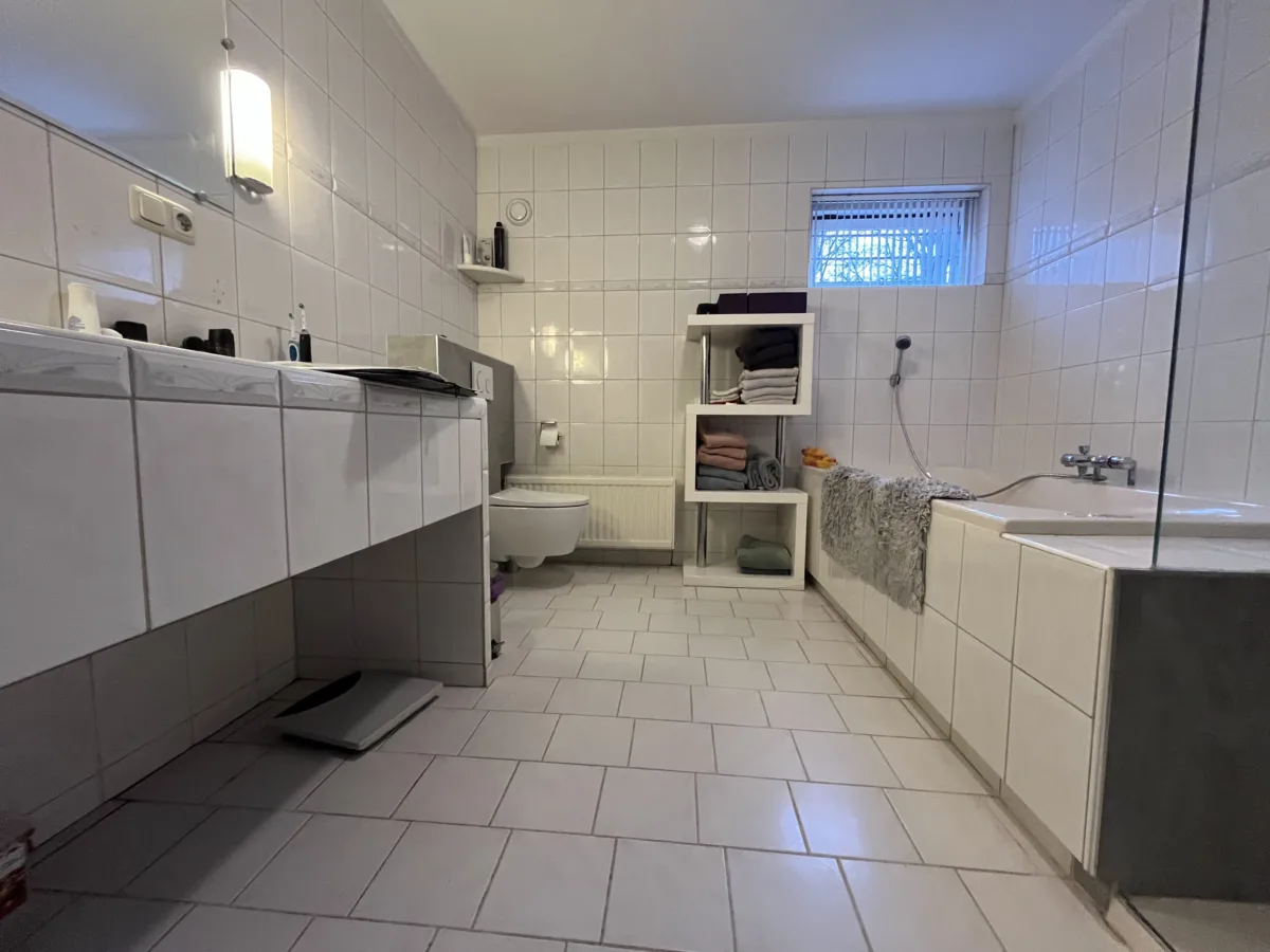 Badkamer sunshower en zitje onder de douche – modern stijl – Veenendaal (foto 10)