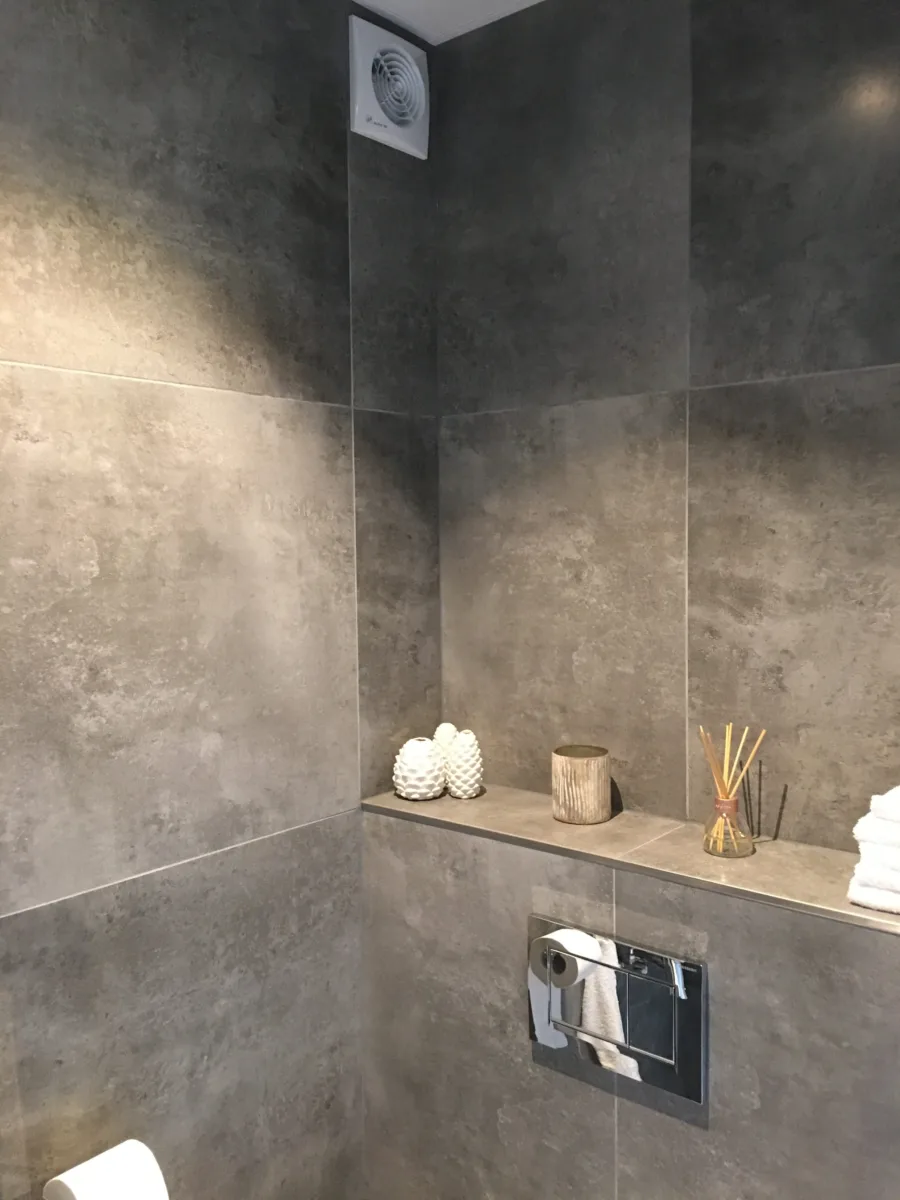 Sunshower badkamer Achterberg – betonlook stijl – Achterberg (foto 6)