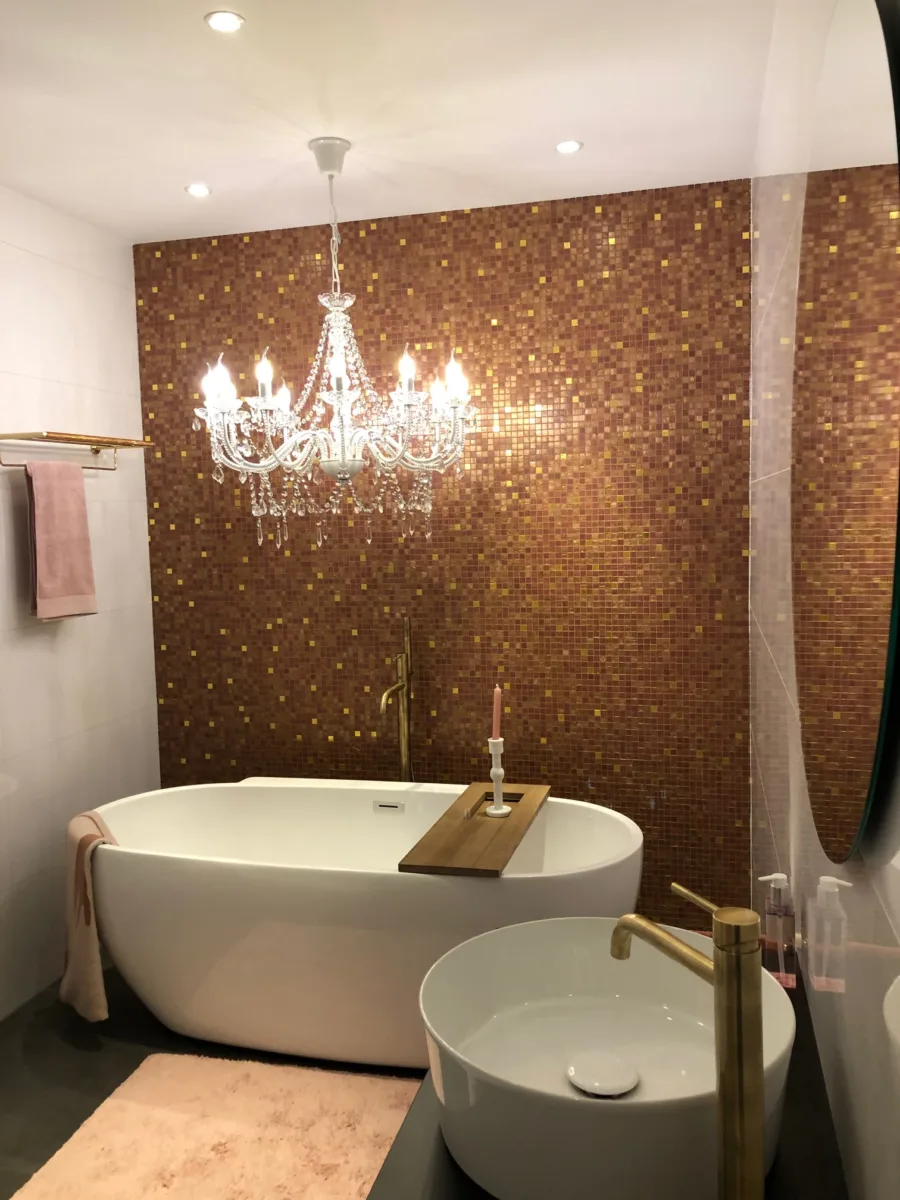 Badkamer Roya(a)l – mozaïek – visgraat stijl