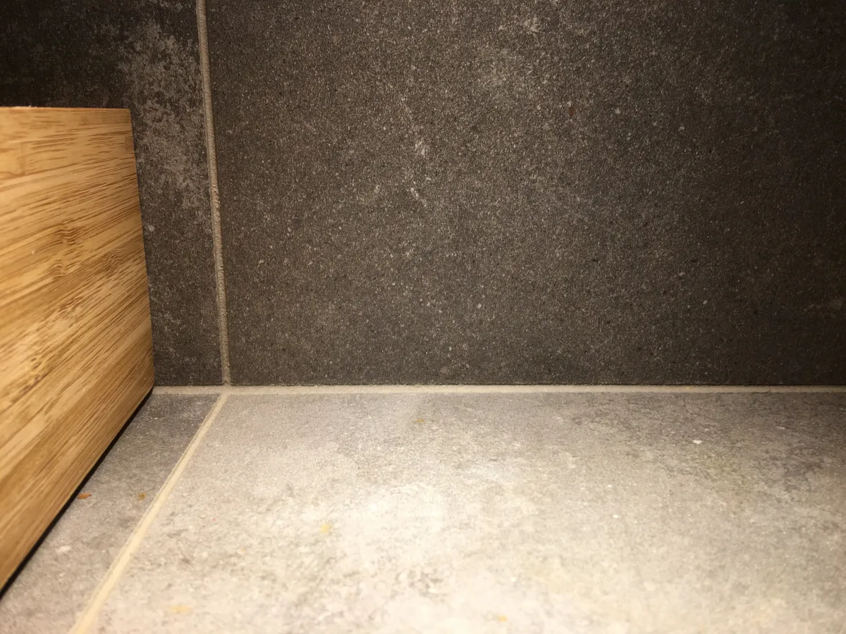 Badkamer Puiflijk – betonlook stijl – Puiflijk (foto 5)