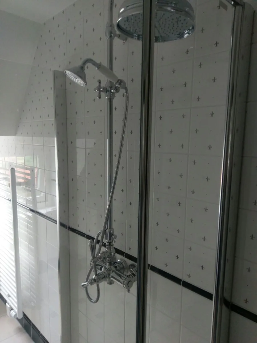 Klassieke 2e badkamer (foto 2)