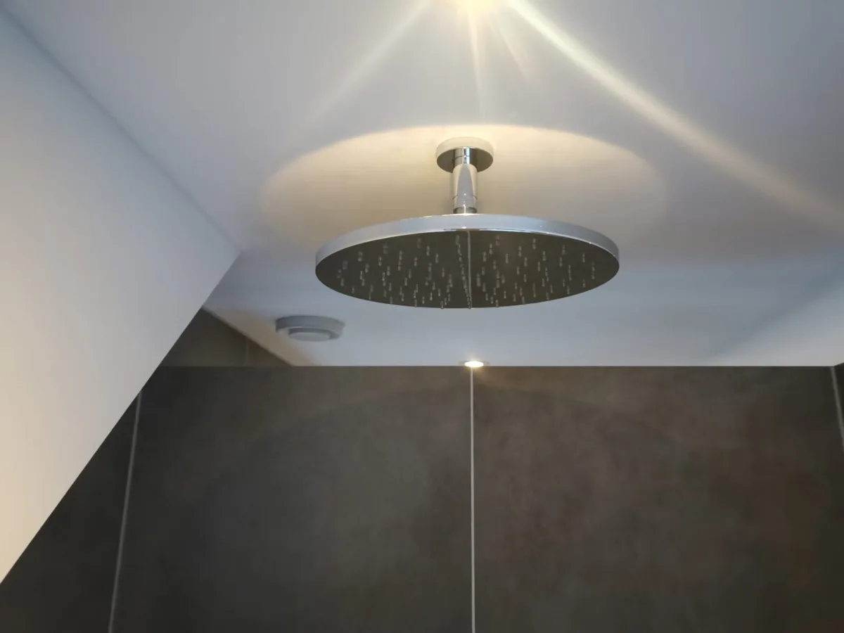 Badkamer T-opstelling – modern stijl – Tiel  (foto 5)