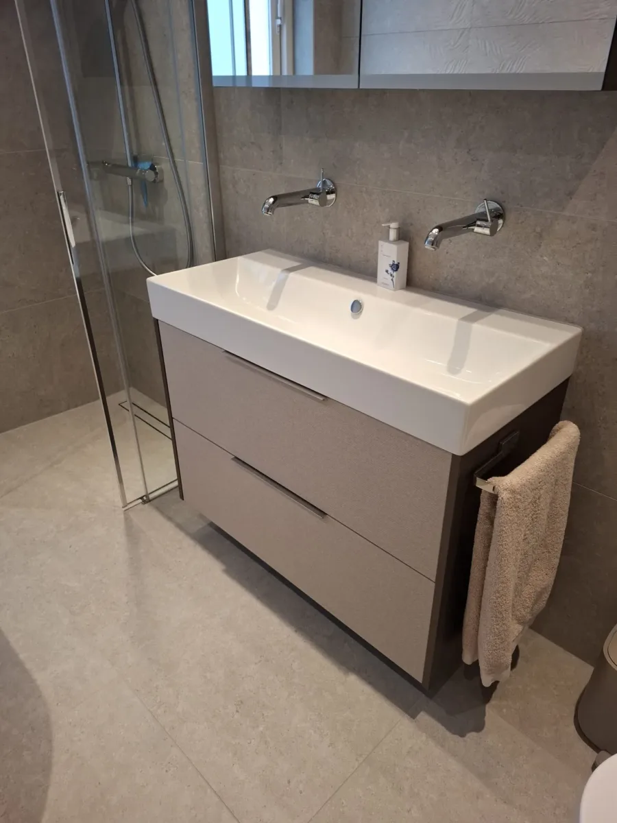 Badkamer Tiel – ton-sur-ton stijl – Tiel (foto 6)
